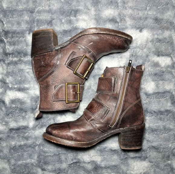 Frye Sabrina Double Buckle - Picture 9 of 13